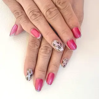 ネイル 岸本 みなみのネイルデザイン