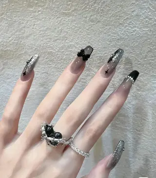 ネイル 橋本 アミのネイルデザイン