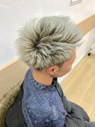 ショート カラー メンズ Yugaメンズパーマ /フェードカットのヘアスタイル