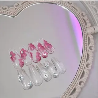 ネイル élu by Noriko 前原のネイルデザイン