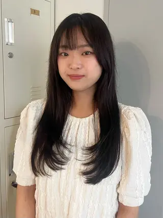 セミロング FERIA池田 神原萌花のヘアスタイル