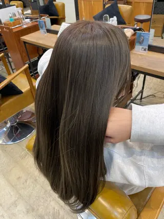 ロング カラー knot by belle所属・野田 尚Jr.スタイリストのヘアスタイル