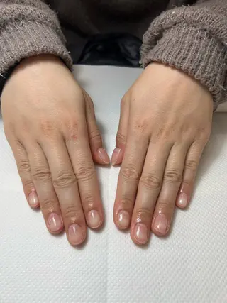 ネイル 名越 彩花のネイルデザイン