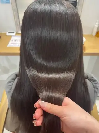 ロング キラ🌟 艶感color🎀のヘアスタイル