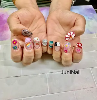 ネイル JuniNail 주니네일🇰🇷suのネイルデザイン