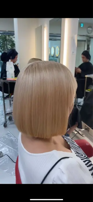 ミディアム カラー Oahu所属・リト /渋谷/ハイトーンのヘアスタイル