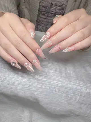 ネイル Lee Ainのネイルデザイン