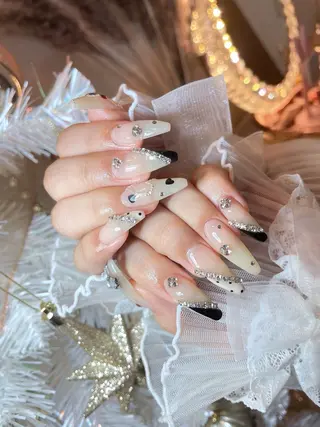 ネイル 23時まで❤︎韓国、 ワンホンネイルのネイルデザイン