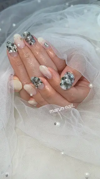 ネイル marun._ megumi.のネイルデザイン