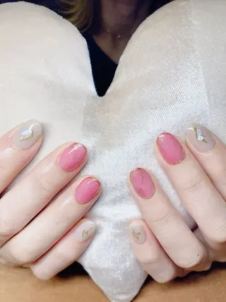 ネイル ECLAT エクラ所属・寺山 千鶴のネイルデザイン