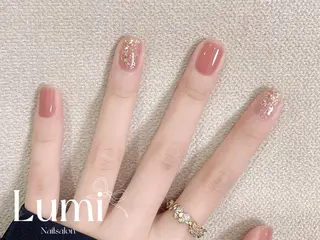 カラー み か池袋店のネイルデザイン