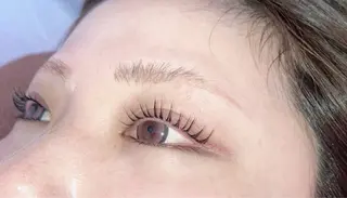 マツエク・マツパ スマイリー所属・まつげ眉毛専門店 スマイリーの眉毛・アイブロウイメージ