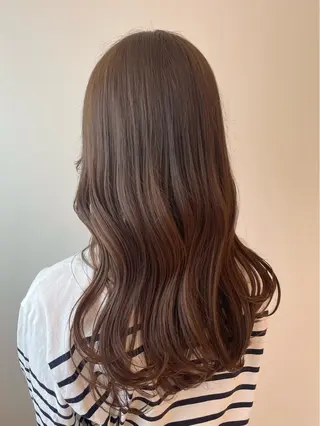 ロング カラー ユウキ .のヘアスタイル