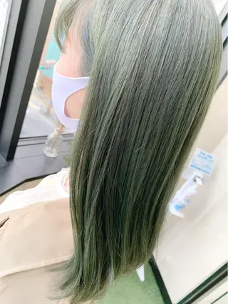 セミロング カラー ワタイショウタ 髪質改善✨眉毛サロンのヘアスタイル