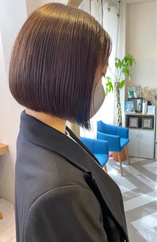 ショート カラー レイヤーカット /透明感カラー西田のヘアスタイル