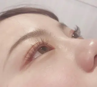 マツエク・マツパ 石渡このみ 🍊レイヤーカットのヘアスタイル