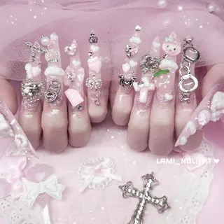 ネイル NOLIMIT.OSAKA所属・NOLIMIT LAMIのネイルデザイン