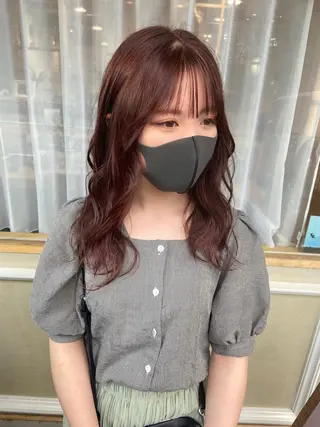 セミロング カラー merc.🌿💚 八幡真衣のヘアスタイル