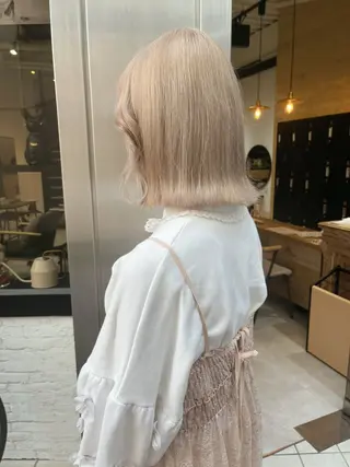 ミディアム カラー eto所属・akira𝜗𝜚 ꙳.*‬透明感カラーのヘアスタイル