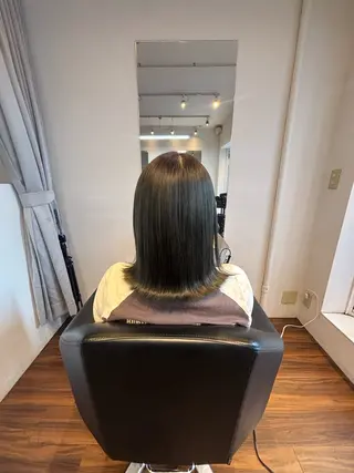 ミディアム 山下 歩華のヘアスタイル