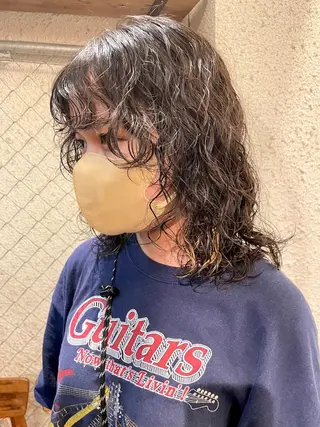 ミディアム パーマ SALOWIN下北沢所属・hazuki 🌝のヘアスタイル