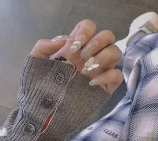 ネイル 🦋ネイルサロン ブラン🌈ゆりのネイルデザイン