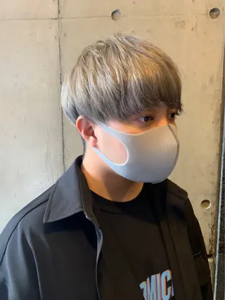 ショート カラー メンズ Rei/ 縮毛矯正/ ハイライトカラー募集のヘアスタイル