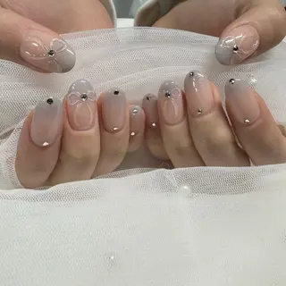 ネイル 東 千夏のネイルデザイン