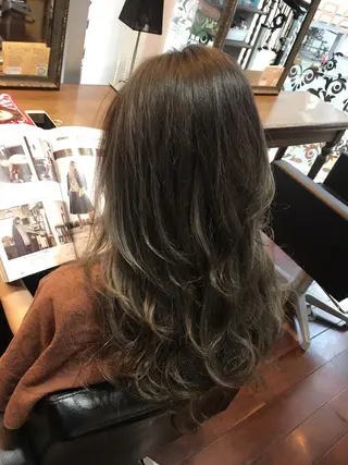 ショート ミディアム セミロング ロング カラー パーマ 吉本 yoshimotoのヘアスタイル