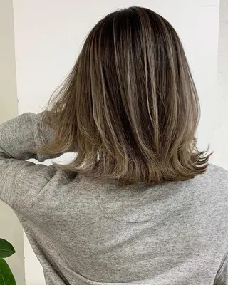 ミディアム カラー 渋谷ブリーチカラー 韓国ヘアyuikoのヘアスタイル