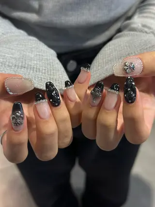 ネイル 🎀韓国レイヤー特化 🎀ベージュ/ミクのヘアスタイル