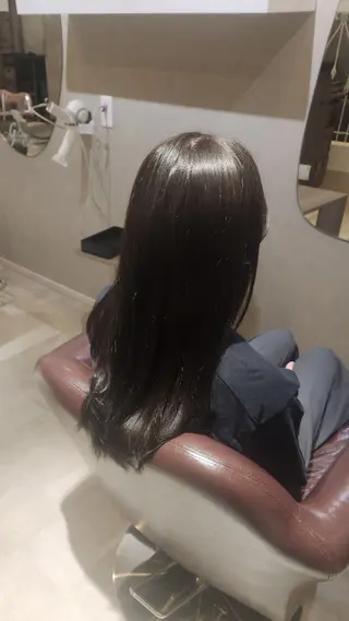 セミロング カラー Calbari 鎌田美歩のヘアスタイル