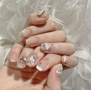 ネイル Queens 榊 まおのネイルデザイン