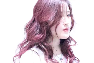 カラー 髪質改善のプロ✨りな さんのヘアスタイル