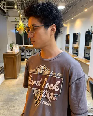 ショート パーマ メンズ グランジヘア 無造作ヘアHYUGAのヘアスタイル