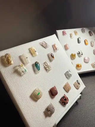 ネイル nail io 🐅のネイルデザイン