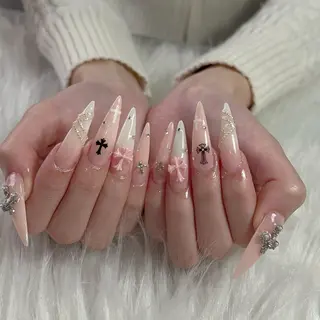 ネイル LilyLala Nailsalonのネイルデザイン
