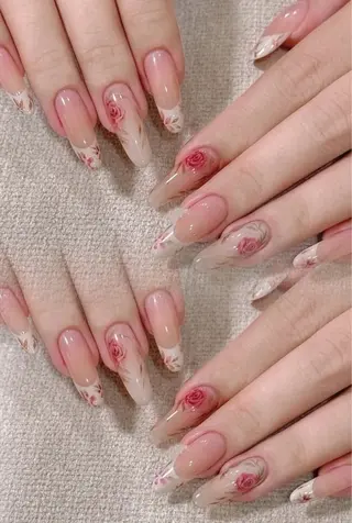 ネイル D-BEAUTY Nailsalonのネイルデザイン