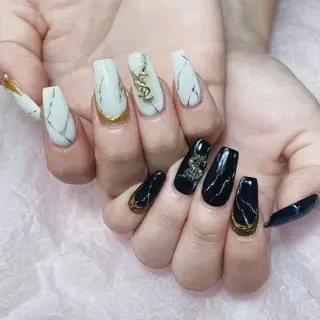 ネイル DEMAIN- 🌹のネイルデザイン