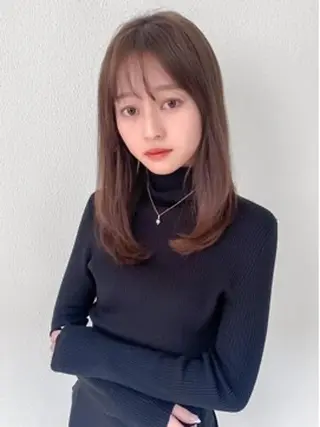 ロング カラー 山根 由行のヘアスタイル