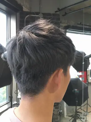 ショート カラー メンズ 代表 中島貴志のヘアスタイル