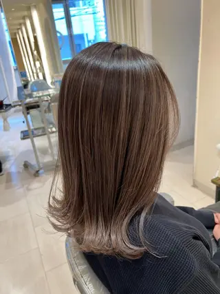 カラー 久永 菫のヘアスタイル