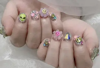 ネイル VIVIAN エイのネイルデザイン