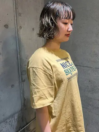 ミディアム カラー ハイトーン/顔まわり レイヤー/YUKAのヘアスタイル