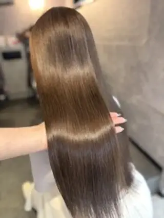 ロング カラー elu あやね‎🤍🫧のヘアスタイル