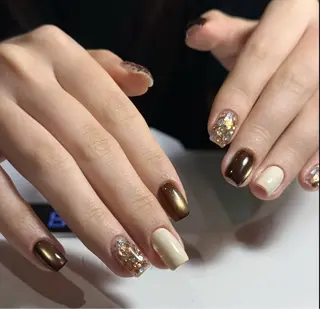 ネイル 秋吉 真寿美のネイルデザイン