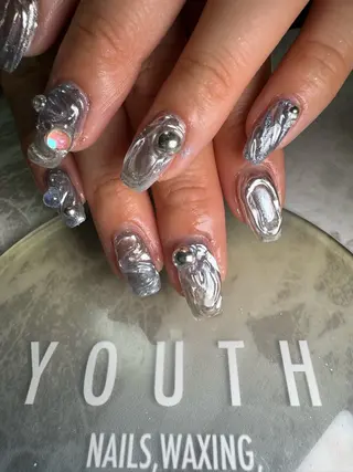 ネイル YOUTH nails waxing所属・YOUTH natsumiのネイルデザイン