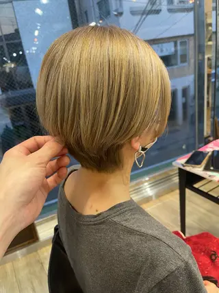 カラー BUZZ所属・四ッ井 翔のヘアスタイル