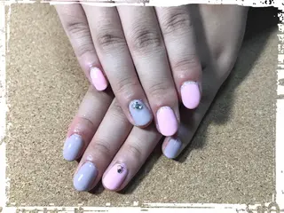 ネイル ECLAT エクラ所属・寺山 千鶴のネイルデザイン