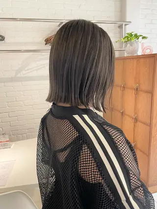 ミディアム 🧴透明感カラー 松本麻里奈🫧のヘアスタイル